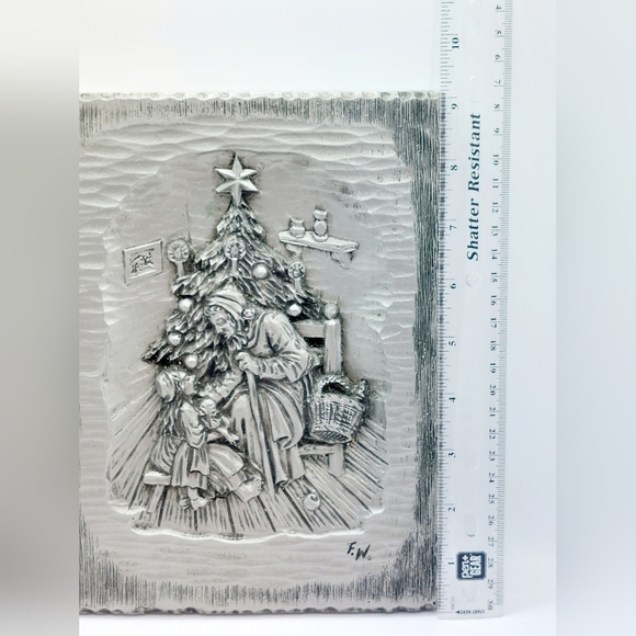 Vintage Pewter Engraving F.W. Christmas Scene - Picture 6 of 8